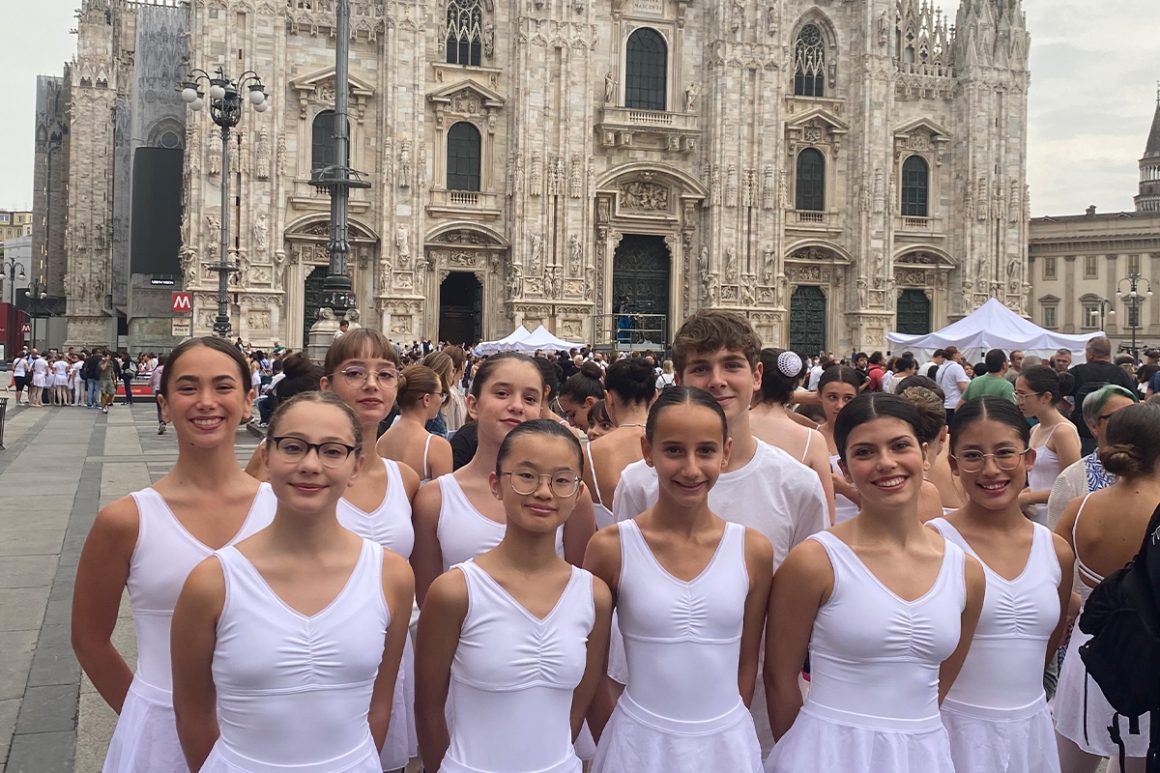Danzare in Piazza Duomo con Roberto Bolle: un’esperienza indimenticabile a Milano